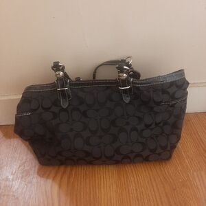 Coach Shoulder Bag – Black (One Size